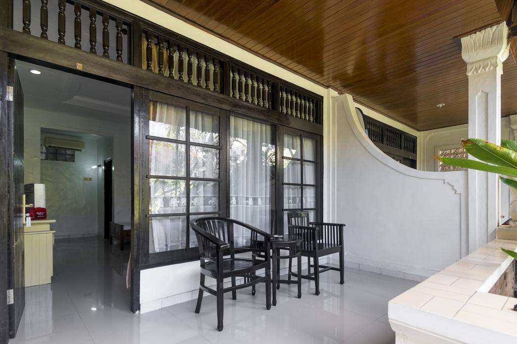 Reddoorz @ Poppies Lane 1 Hotel Kuta Lombok Buitenkant foto
